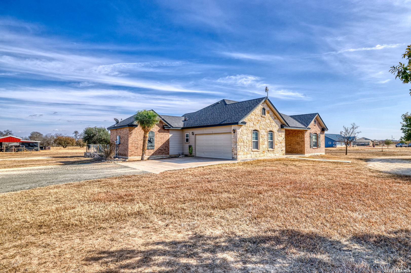 8 Valley View Uvalde, TX 78801 - Photo 2 of 41