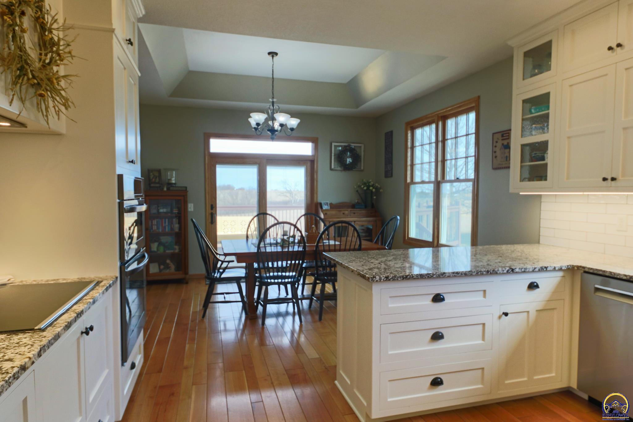 2334 Rd P Emporia, KS 66801 - Photo 26 of 93 Kitchen
