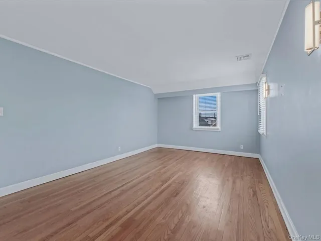 $3,300 | 69 Sheridan Avenue, Unit 2, Williston Park, NY 11596