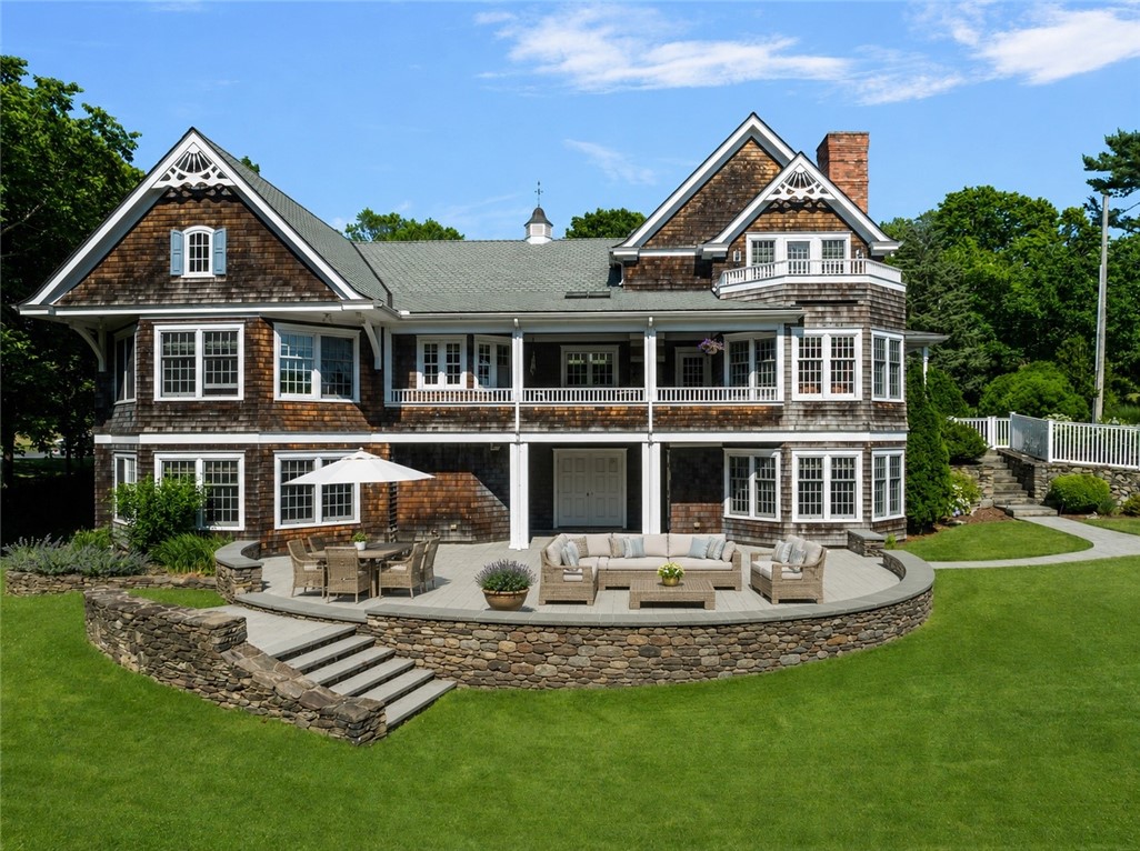 19 Ledge Road Bristol, RI 02809 - Photo 6 of 14