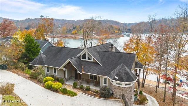 $2,279,000 | 493 Bankwood Lane, La Follette, TN 37766