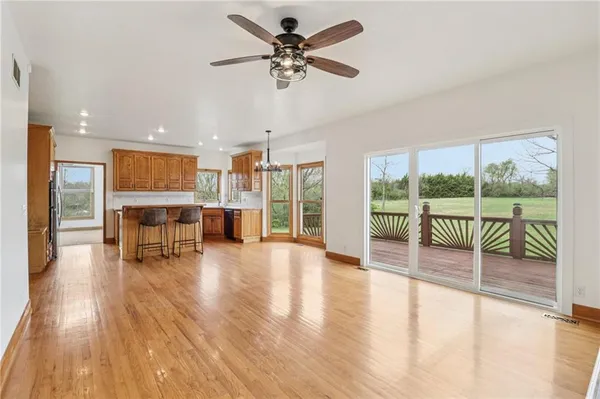 $775,000 | 16374 Lake Point Drive, Bonner Springs, KS 66012