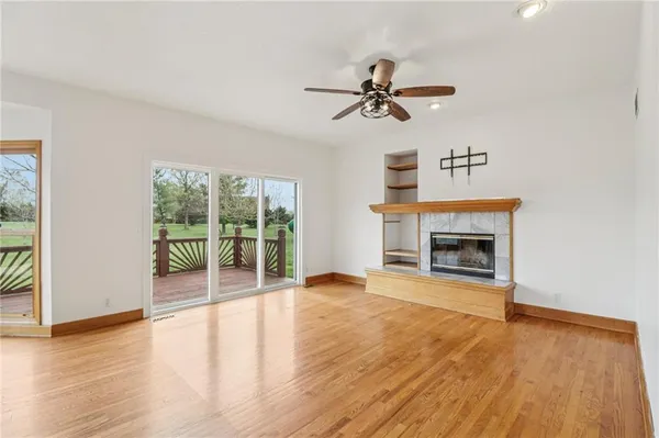 $775,000 | 16374 Lake Point Drive, Bonner Springs, KS 66012