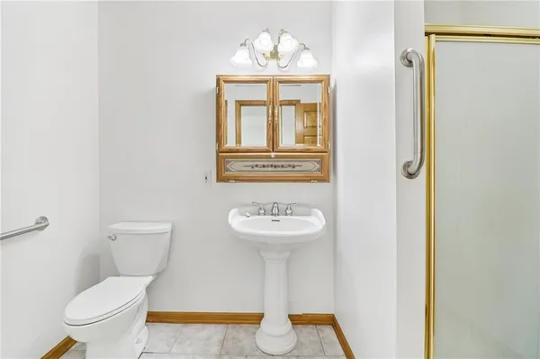 $775,000 | 16374 Lake Point Drive, Bonner Springs, KS 66012