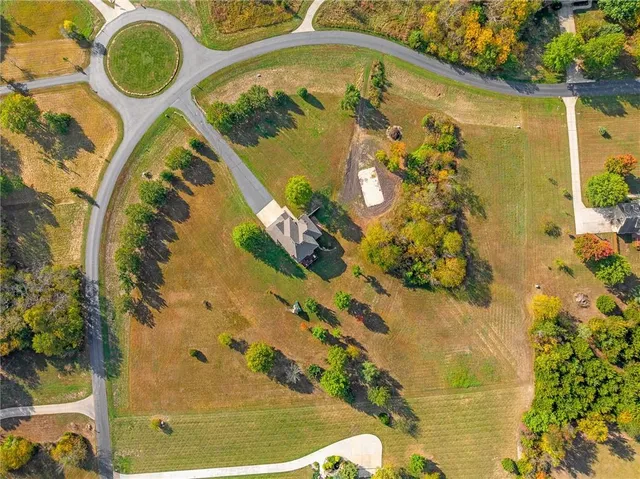 $775,000 | 16374 Lake Point Drive, Bonner Springs, KS 66012