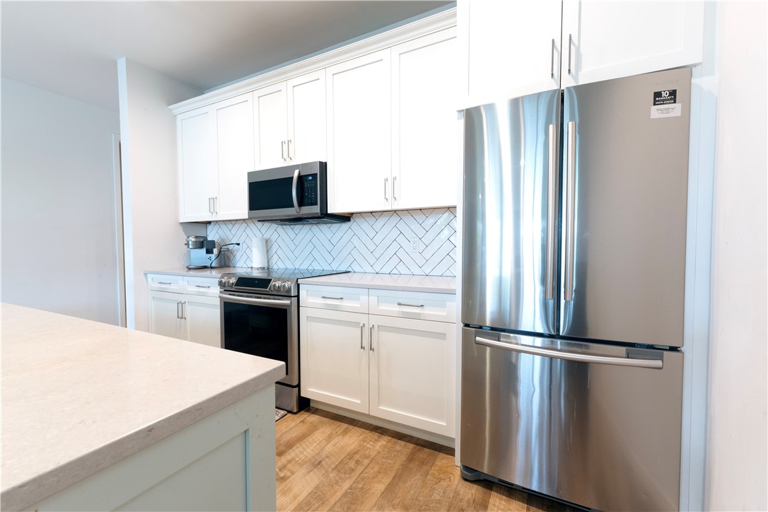 2172 Falls Manor Vero Beach, FL 32967 - Photo 12 of 36