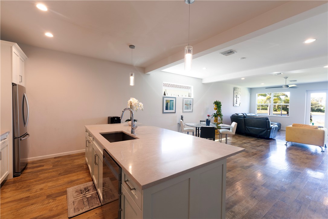 2172 Falls Manor Vero Beach, FL 32967 - Photo 15 of 36