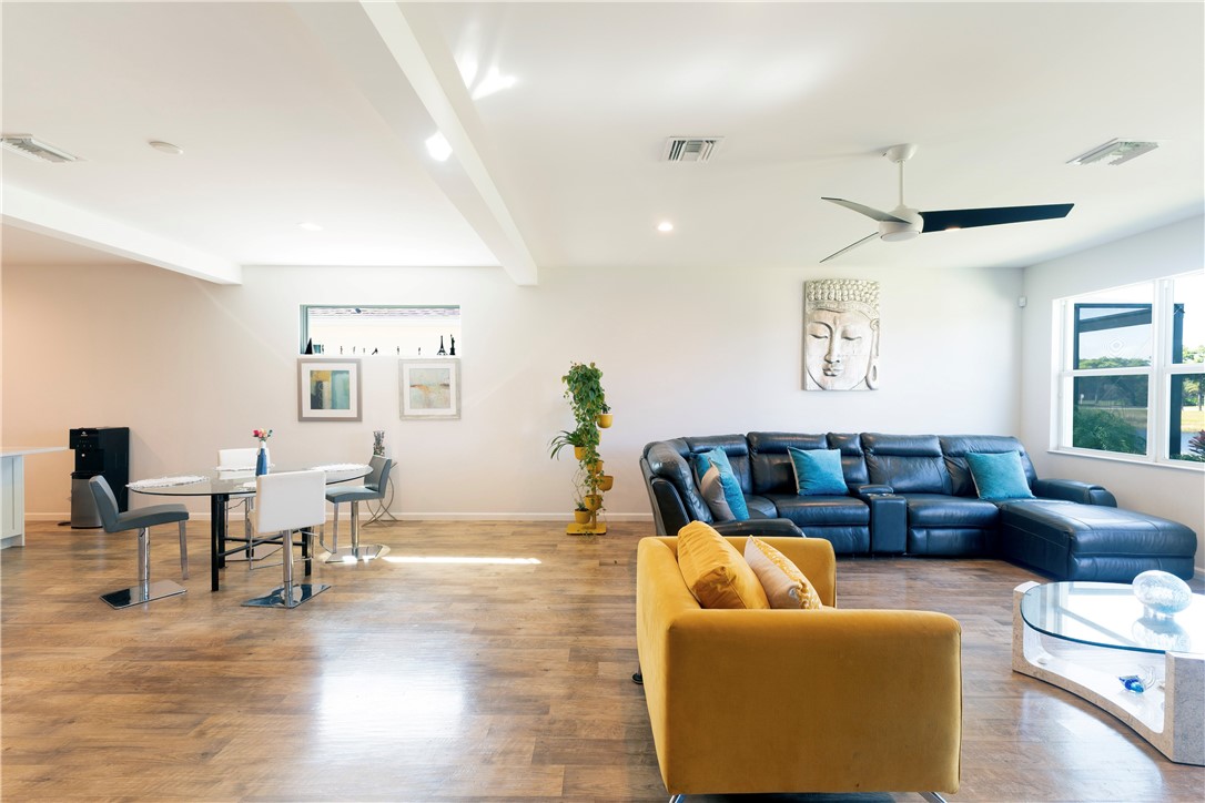 2172 Falls Manor Vero Beach, FL 32967 - Photo 21 of 36