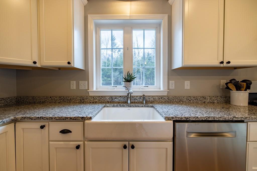 59 Woodside Avenue Rutland, MA 01543 - Photo 9 of 42 Gallery Image 9