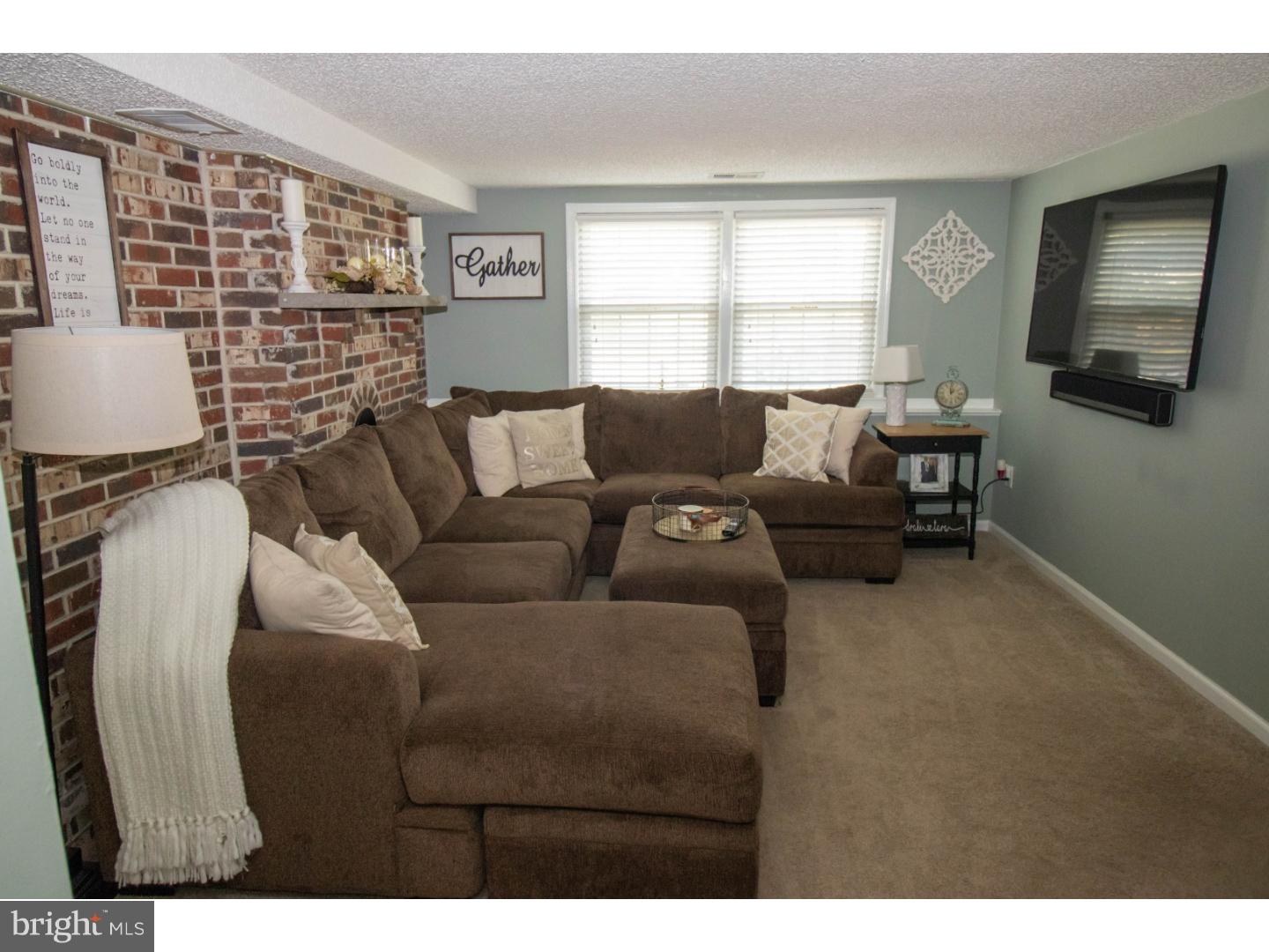 135 Windmoor Road Delran, NJ 08075 - Photo 12 of 25