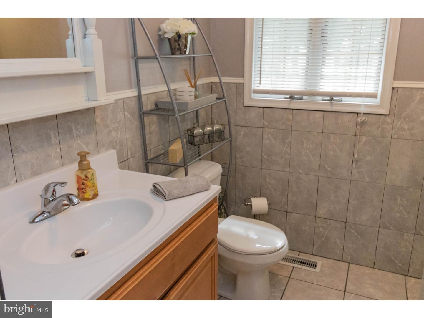 135 Windmoor Road Delran, NJ 08075 - Photo 18 of 25