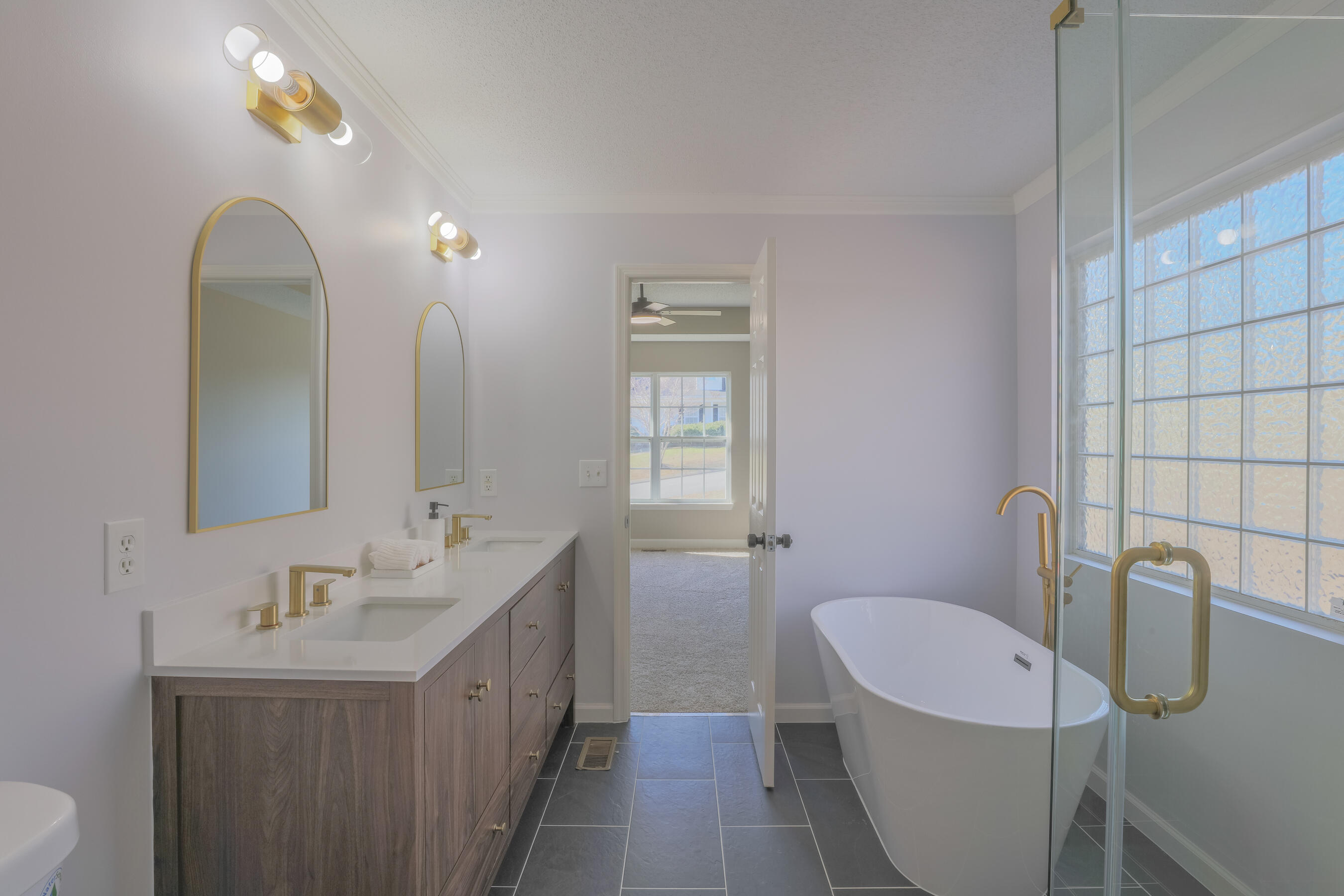 7258 British Road Ooltewah, TN 37363 - Photo 13 of 37 7258 British HD-22