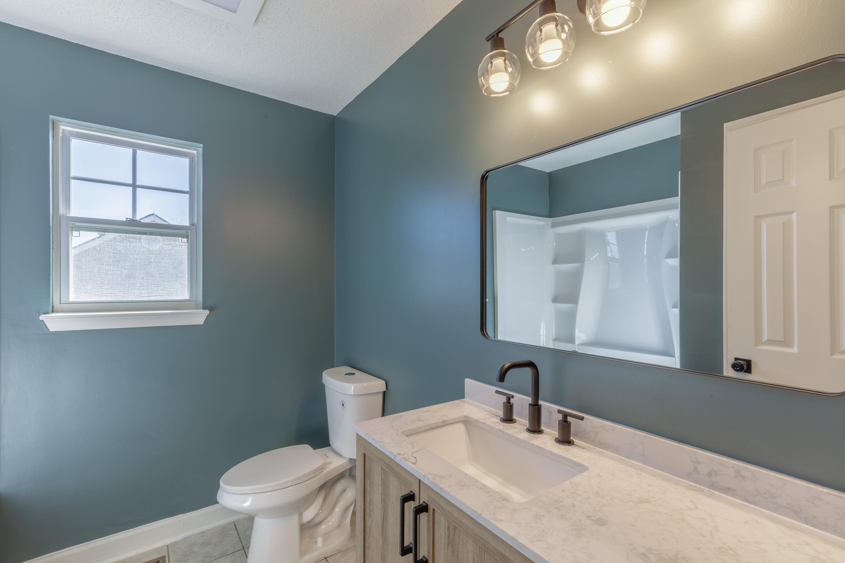 7258 British Road Ooltewah, TN 37363 - Photo 19 of 37 7258 British HD-39