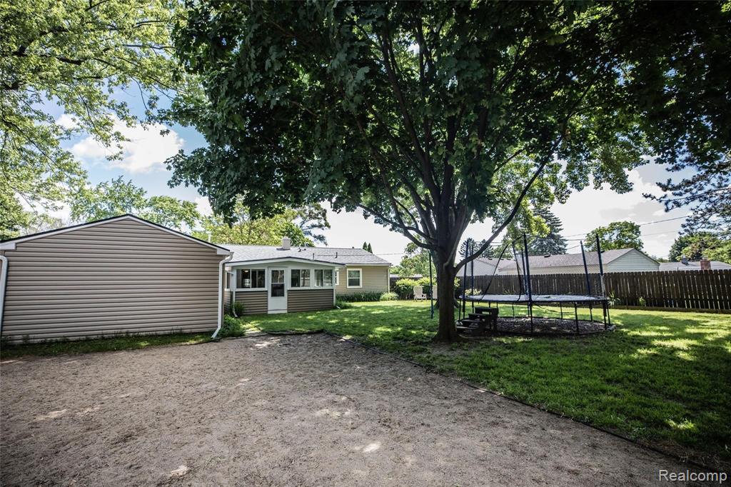 3114 Avon Manor Road Rochester Hills, MI 48307 - Photo 27 of 27