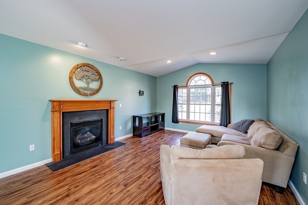30 Stillwater Road Deerfield, MA 01373 - Photo 8 of 41 Gallery Image 8