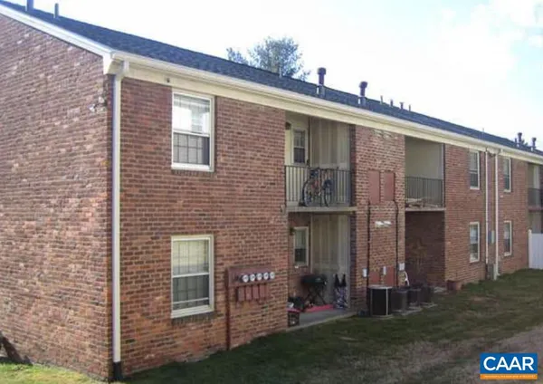 $1,625 | 2422 Barracks Place, Unit 4, Charlottesville, VA 22901