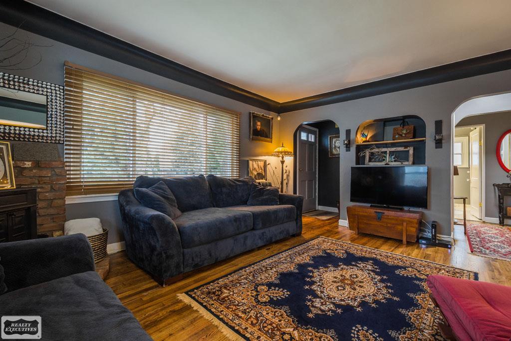 2899 Gravel Ridge Drive Rochester, MI 48307 - Photo 6 of 47 31310744-5.JPG