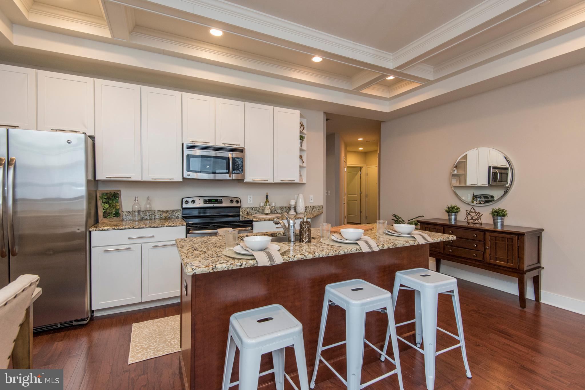 1501 Locust Street, Unit 204 Philadelphia, PA 19102 - Photo 4 of 31