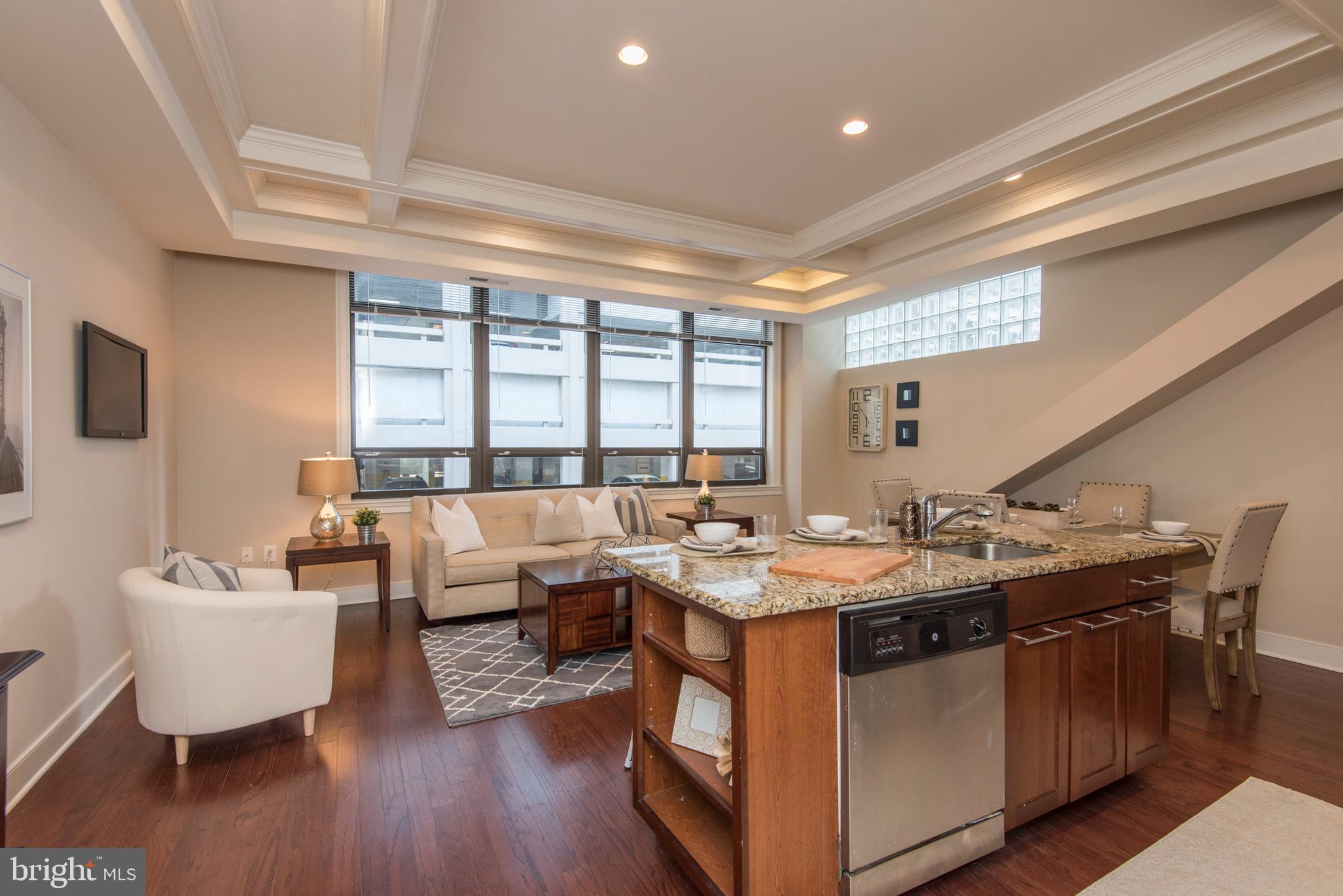 1501 Locust Street, Unit 204 Philadelphia, PA 19102 - Photo 8 of 31