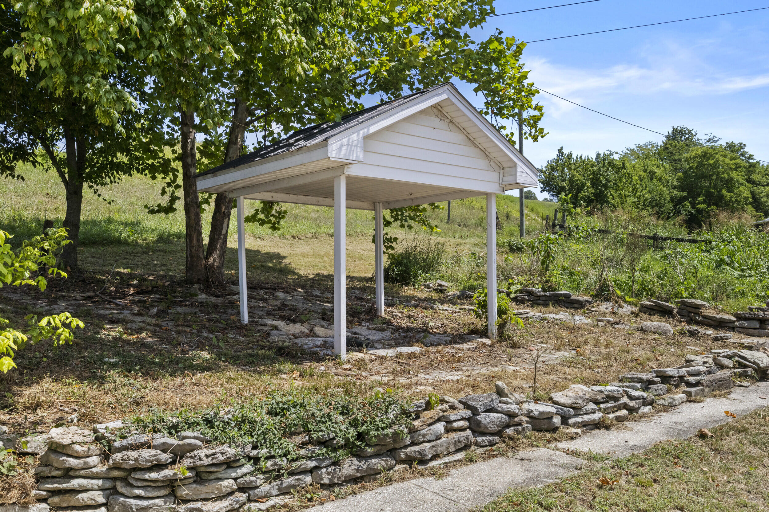 1875 White Oak Road Owingsville, KY 40360 - Photo 36 of 51 41_img_1670