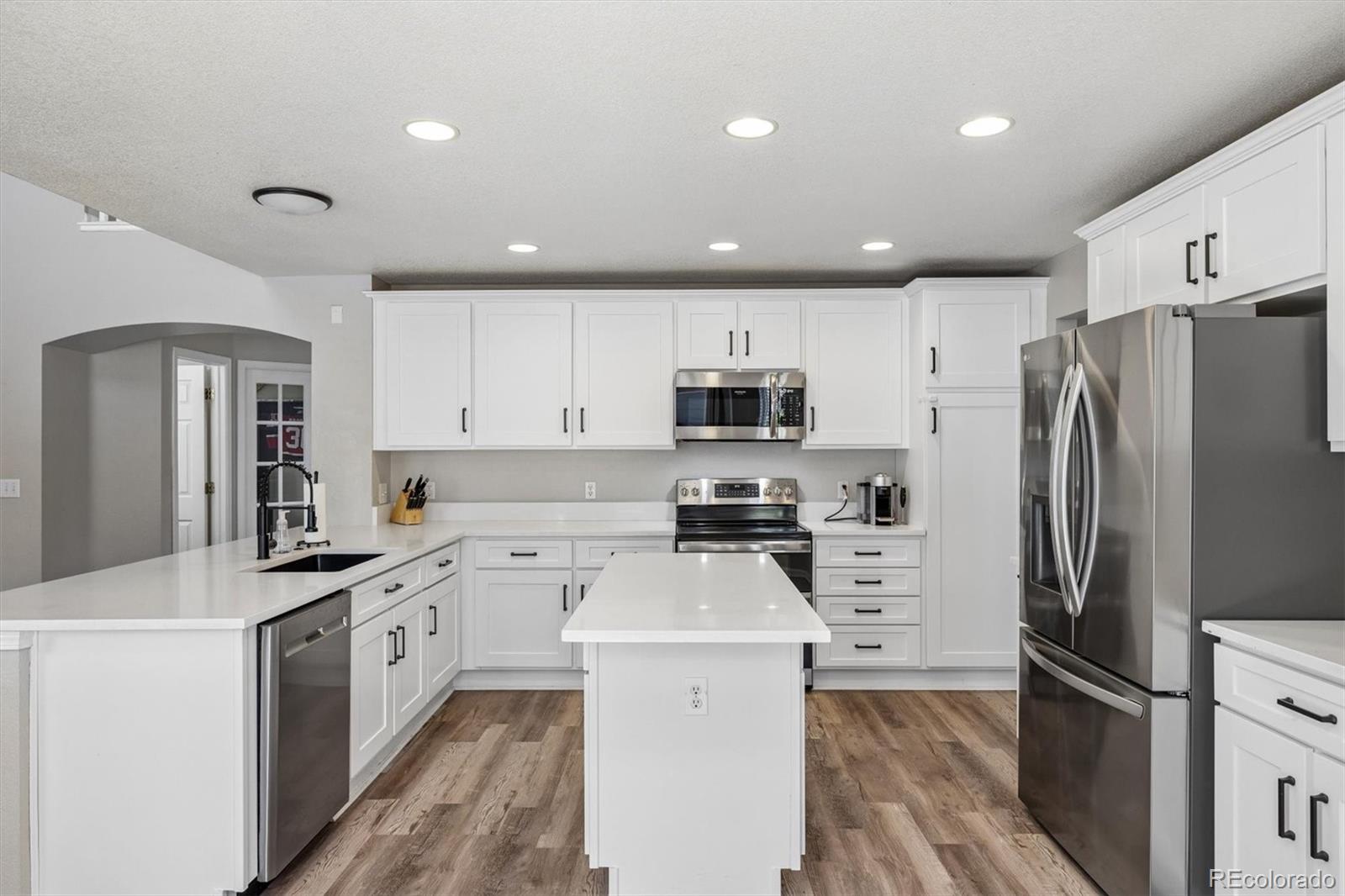 435 West Rose Finch Circle Highlands Ranch, CO 80129 - Photo 11 of 35