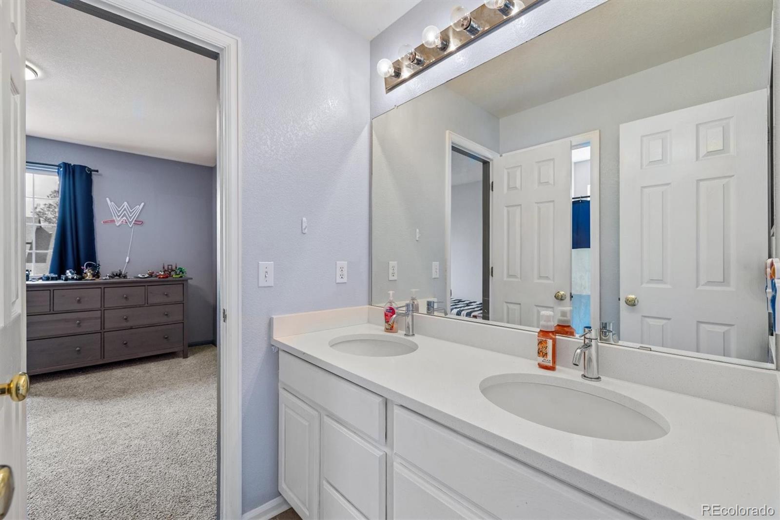 435 West Rose Finch Circle Highlands Ranch, CO 80129 - Photo 28 of 35