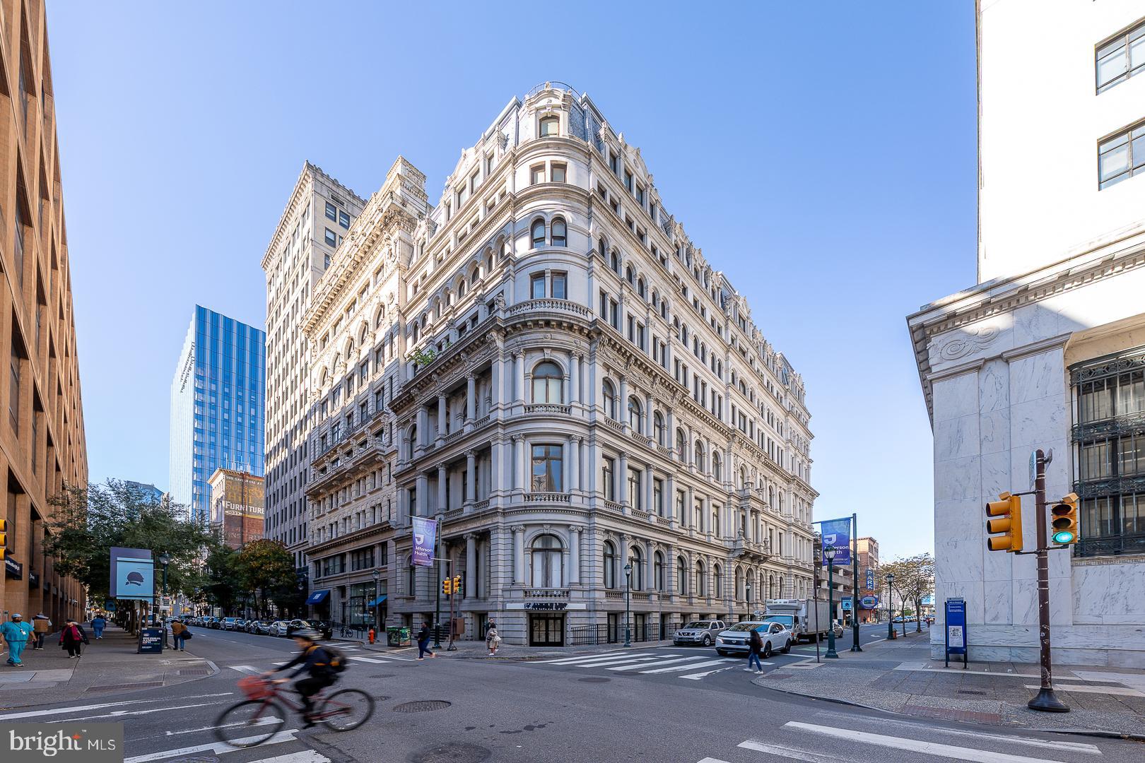 1001 Chestnut Street, Unit 705E Philadelphia, PA 19103 - Photo 4 of 36 a view of a large building