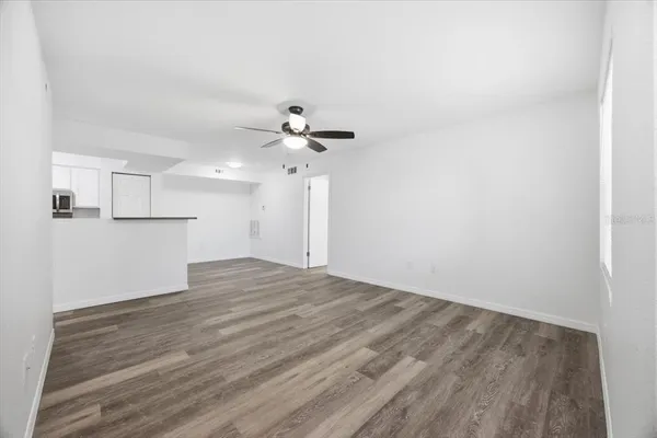 $1,600 | 3028 Parkway Boulevard, Unit 207, Kissimmee, FL 34747