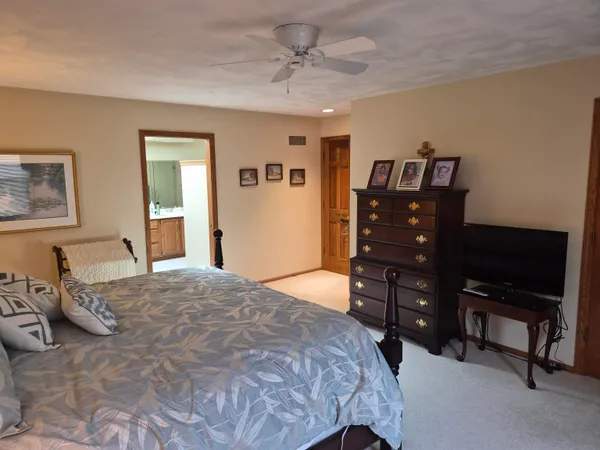 $549,500 | 2839 Cambridge Court, Janesville, WI 53548