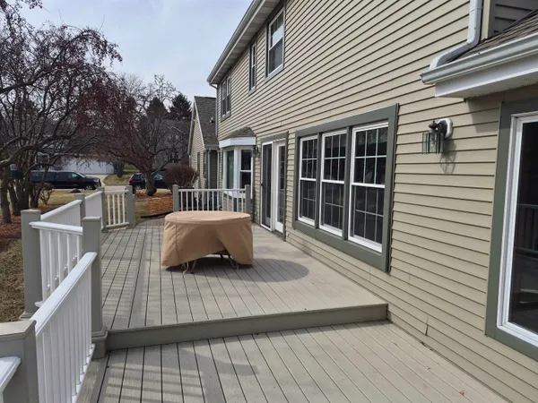 $549,500 | 2839 Cambridge Court, Janesville, WI 53548