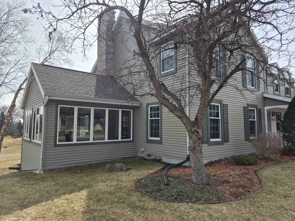 $549,500 | 2839 Cambridge Court, Janesville, WI 53548