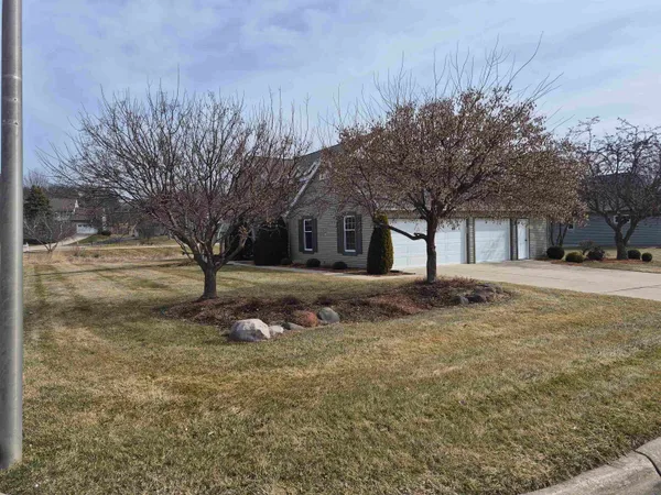 $549,500 | 2839 Cambridge Court, Janesville, WI 53548