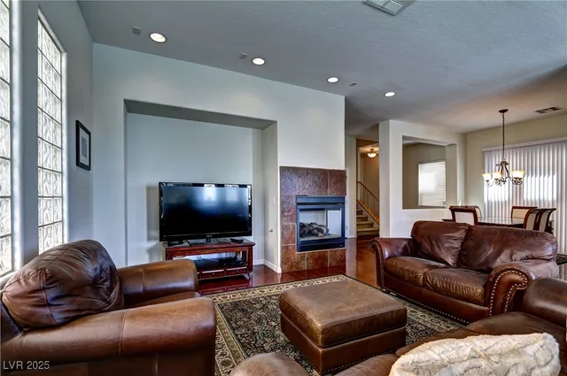 $3,800 | 9209 Tudor Park Place, Las Vegas, NV 89145