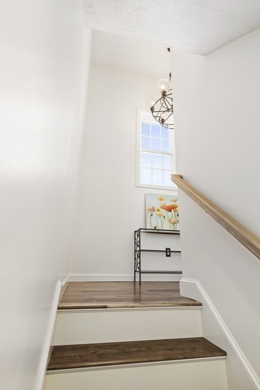 50 Sophia Drive Worcester, MA 01607 - Photo 15 of 37 a view of entryway