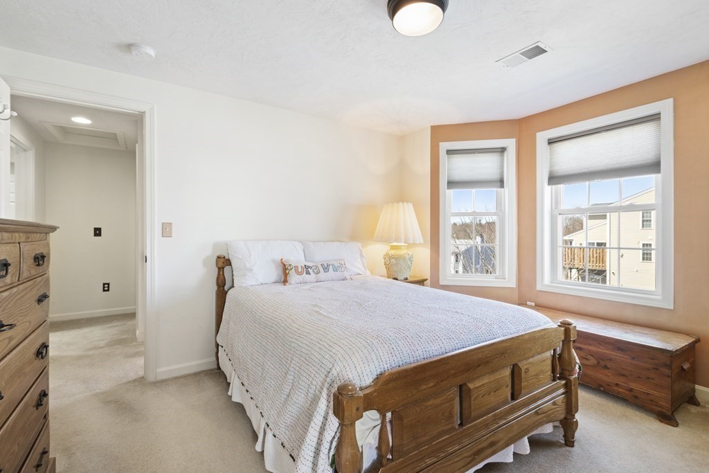 50 Sophia Drive Worcester, MA 01607 - Photo 18 of 37 a bedroom with a bed and a window