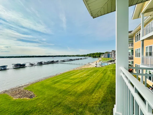 $579,900 | 13304 East Lakeshore Drive, Unit 202, Cedar Lake, IN 46303