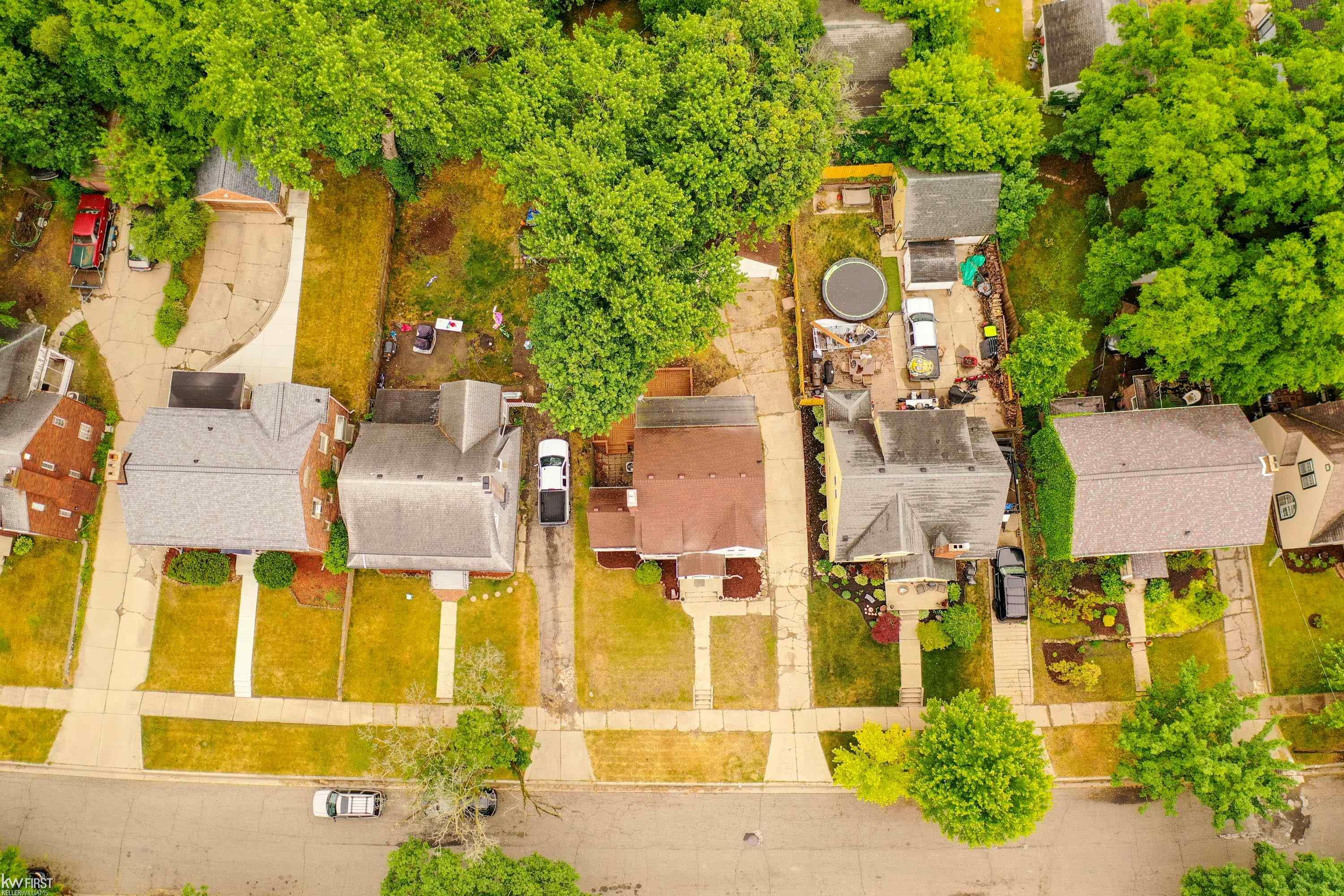48 East Iroquois Road Pontiac, MI 48341 - Photo 42 of 52