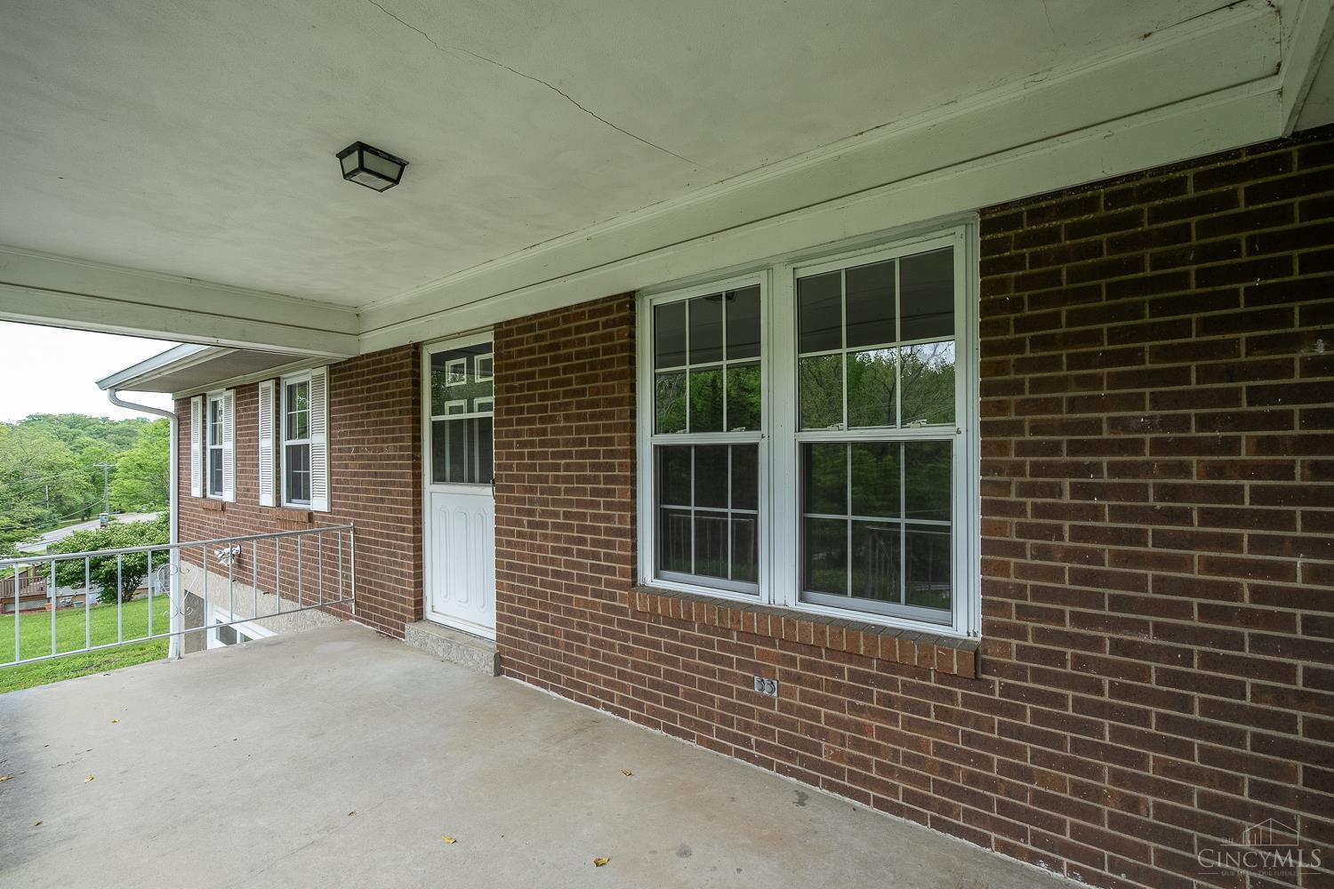 6584 Taylor Road Cincinnati, OH 45248 - Photo 6 of 35