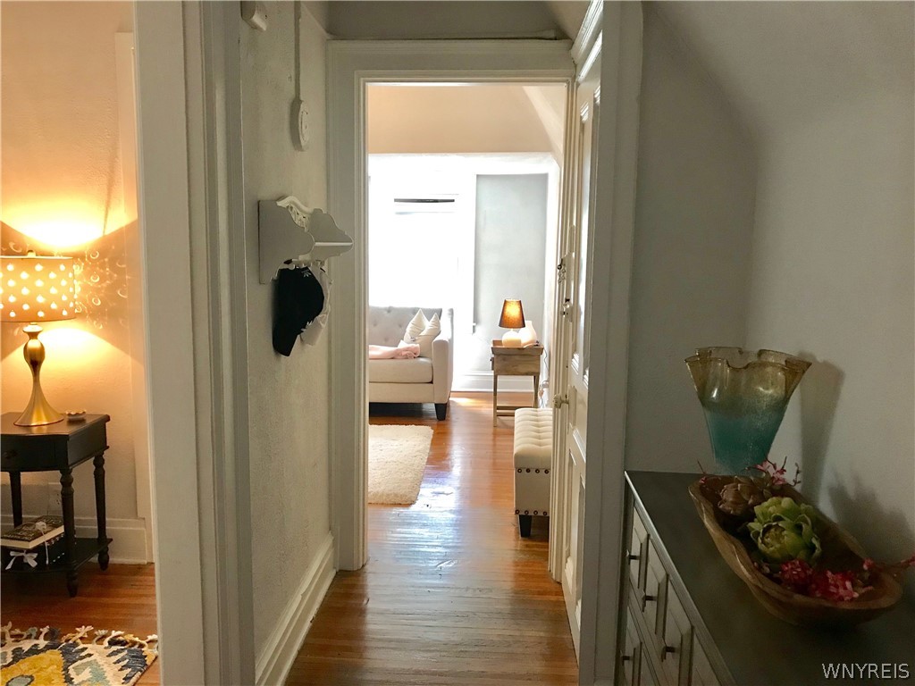 83 St James Place, Unit 3 Buffalo, NY 14222 - Photo 6 of 11