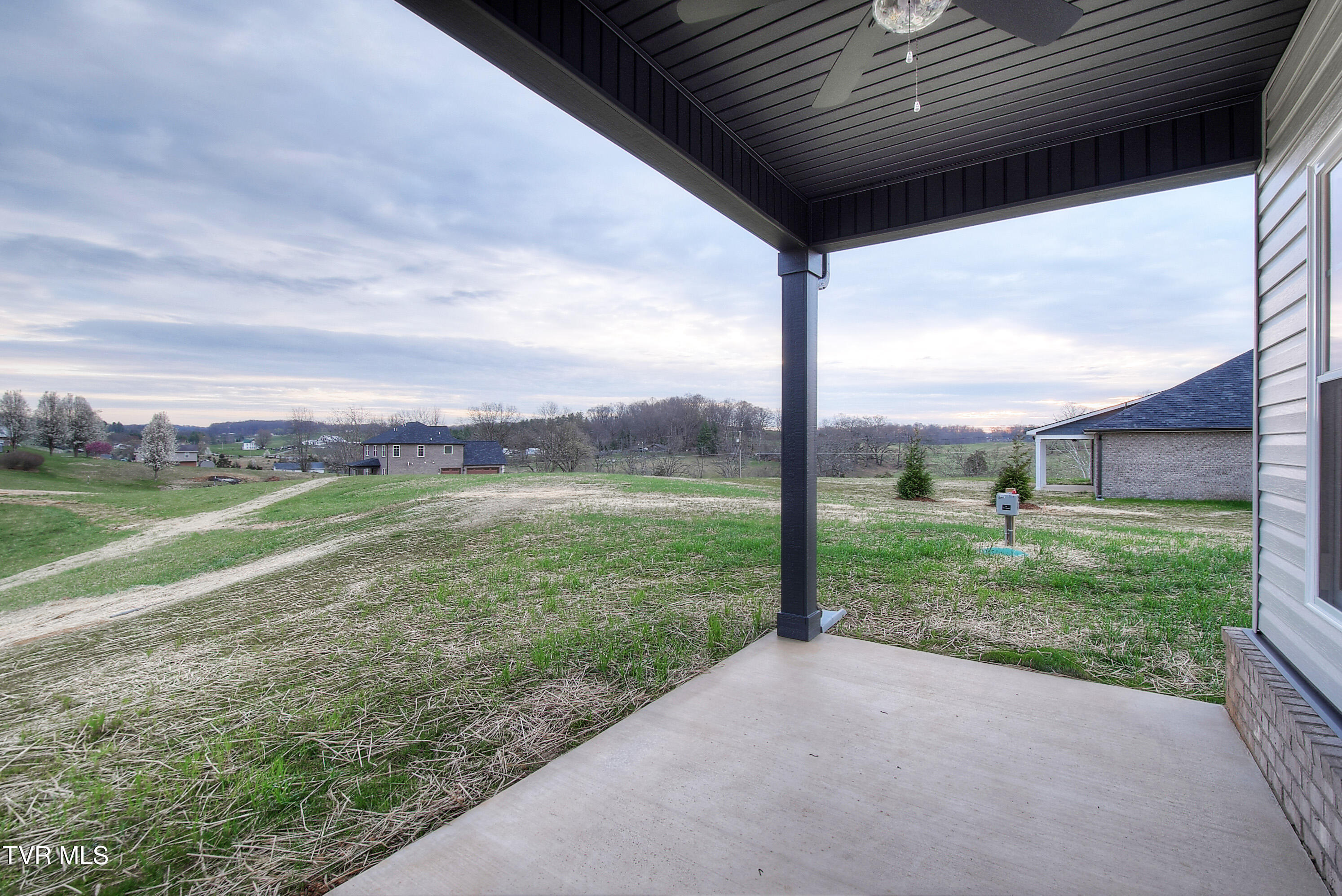 1018 Hawley Road Blountville, TN 37617 - Photo 44 of 46 DSC_0799_800_801_802_803_804
