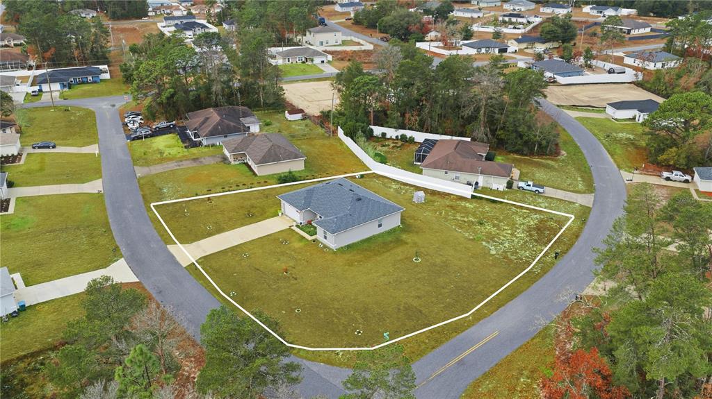 15943 Southwest 53rd Court Ocala, FL 34473 - Photo 5 of 24