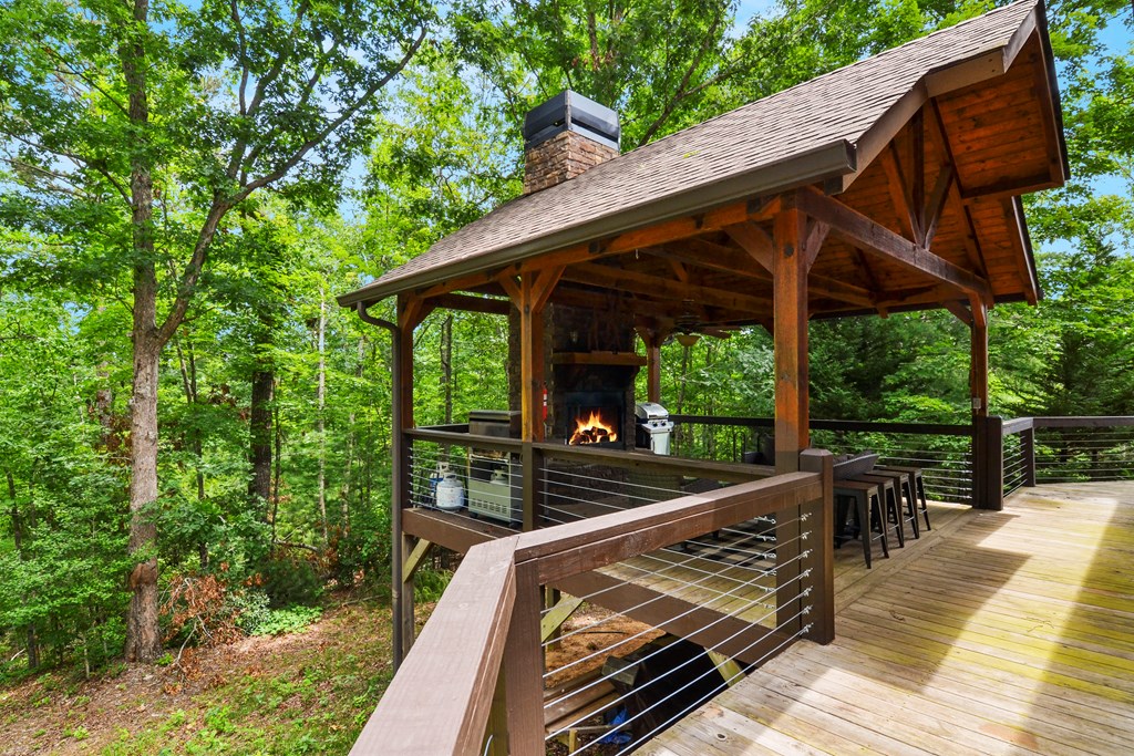 609 Whispering Lake Drive Blue Ridge, GA 30513 - Photo 6 of 60