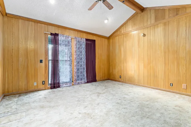 $180,000 | 8265 Maple Street, Orange, TX 77632