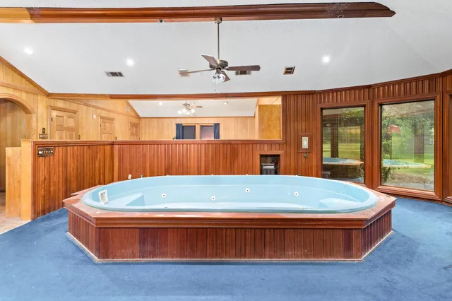 $180,000 | 8265 Maple Street, Orange, TX 77632