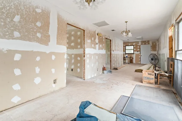 $180,000 | 8265 Maple Street, Orange, TX 77632