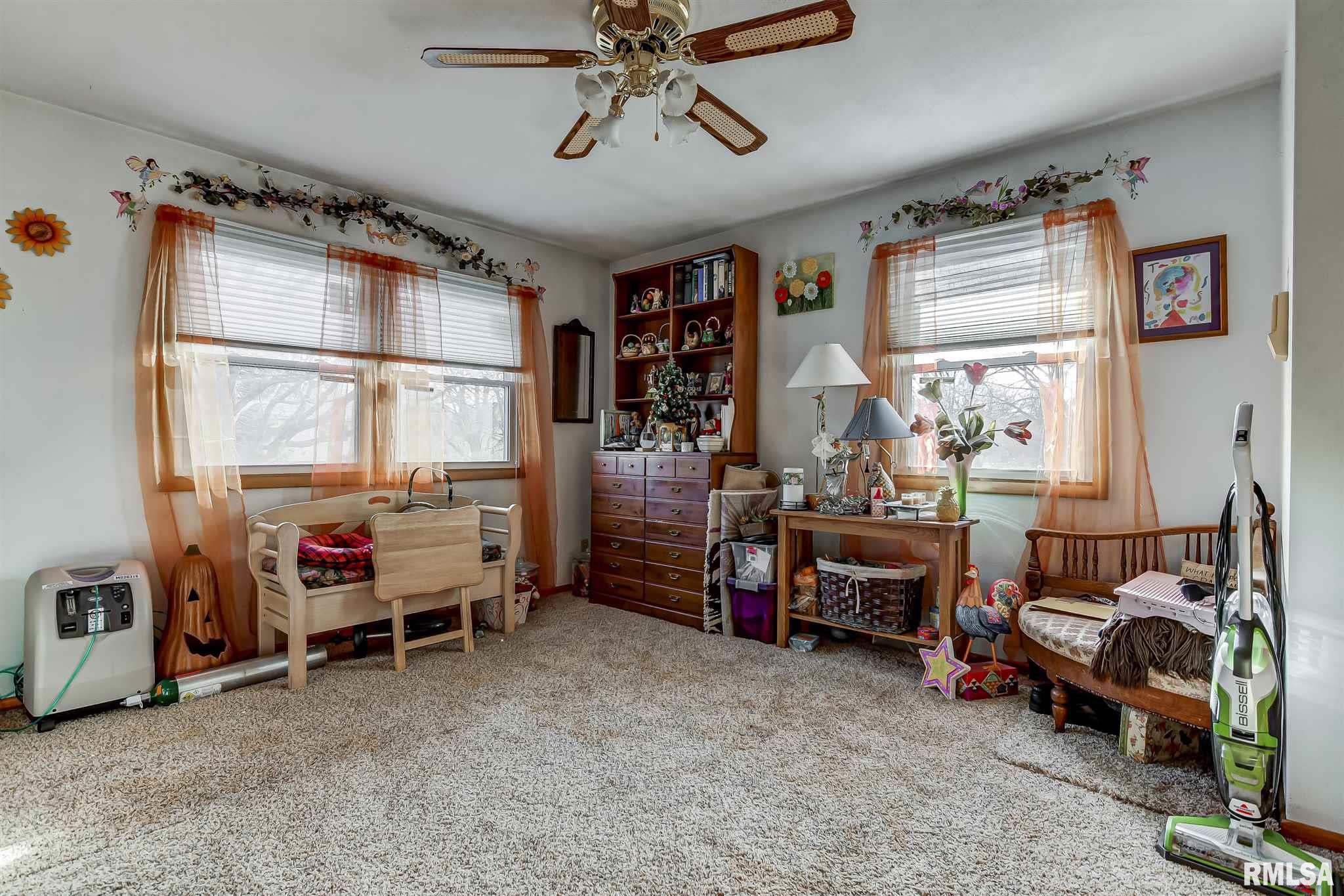 4109 Hazelcrest Road Springfield, IL 62703 - Photo 12 of 27