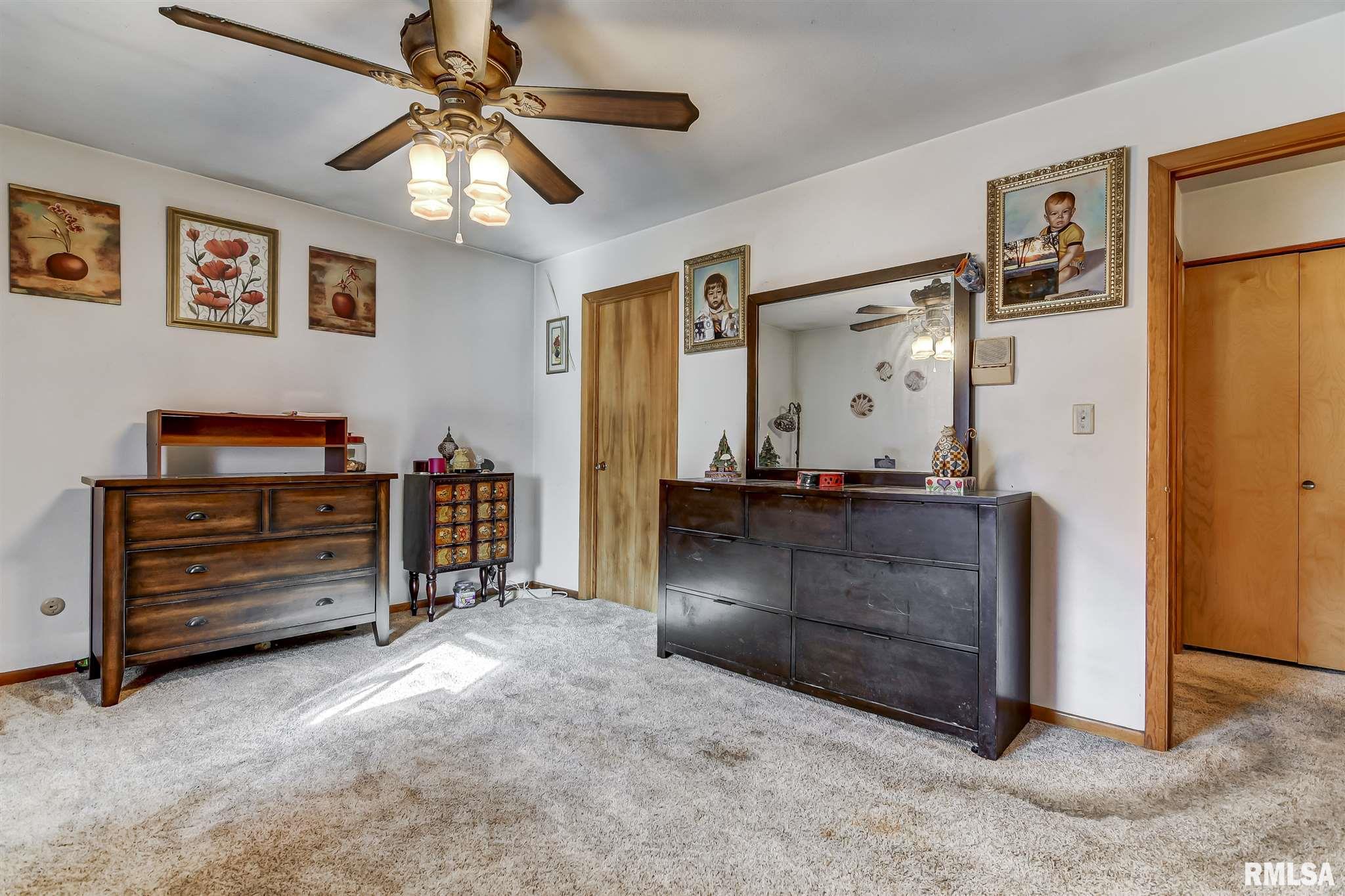 4109 Hazelcrest Road Springfield, IL 62703 - Photo 10 of 27