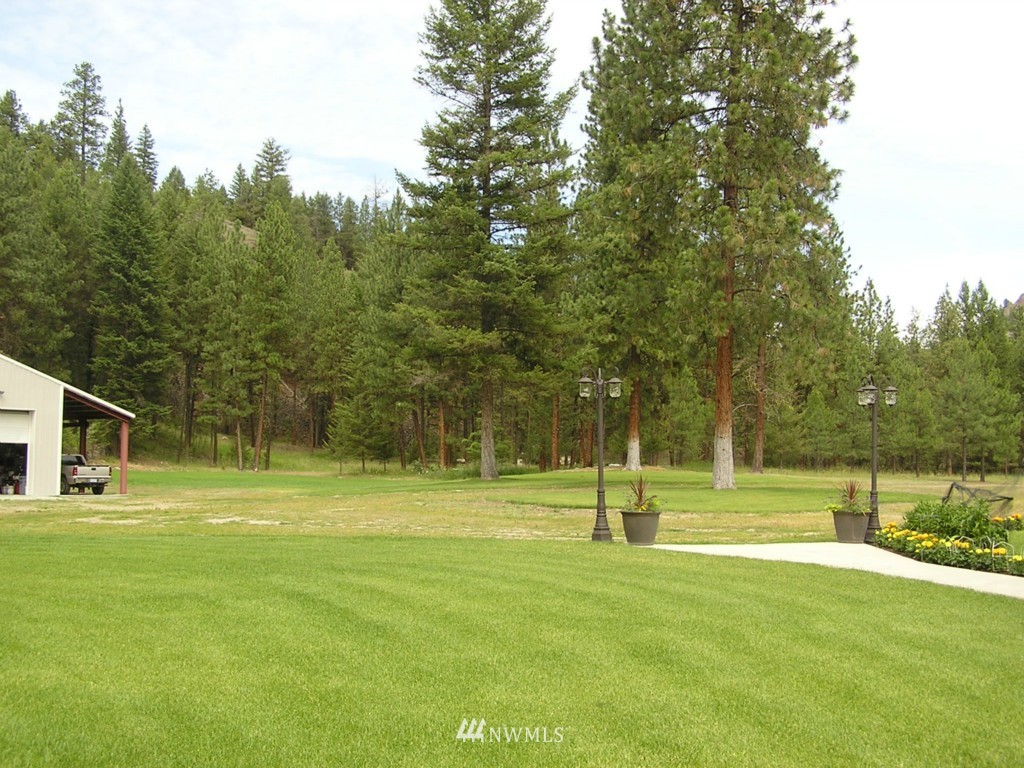 1350 Aeneas Valley Road Tonasket, WA 98855 - Photo 5 of 24 Gallery Image 5