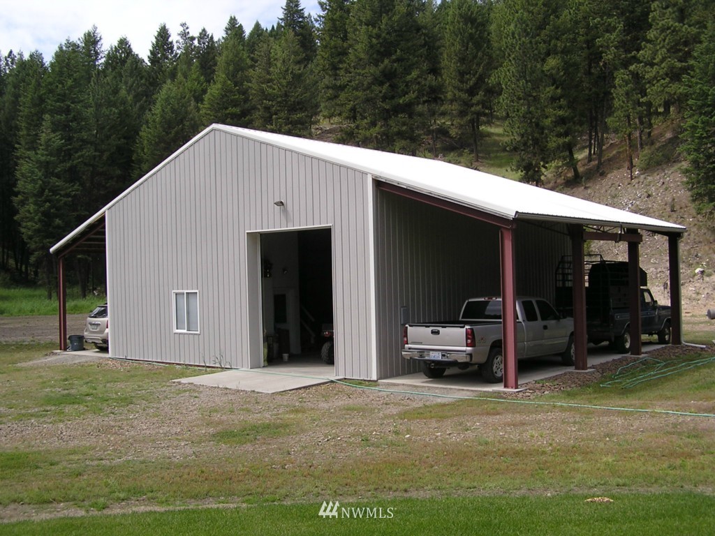 1350 Aeneas Valley Road Tonasket, WA 98855 - Photo 7 of 24 Gallery Image 7