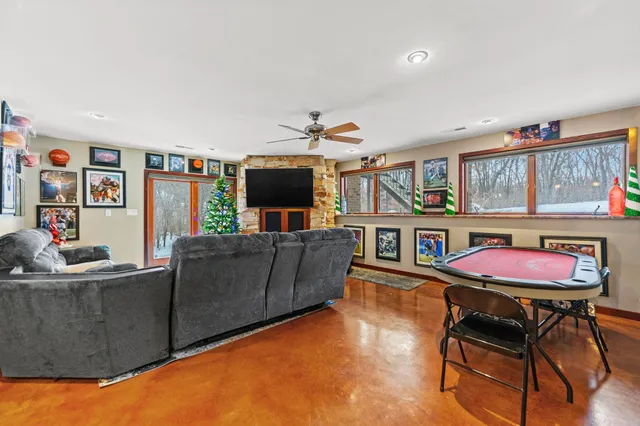 $499,911 | 9208 Sheringham Drive, Roscoe, IL 61073